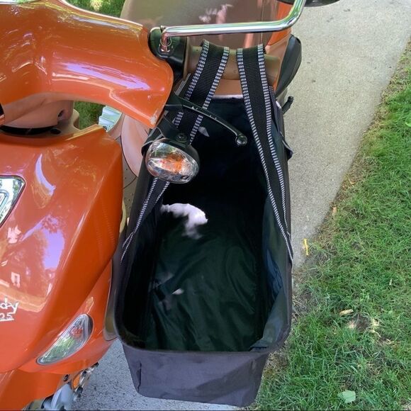 POSHMARK XXL ULTIMATE WIREFRAME UTILITY TOTE IN BLACK FABRIC COLLAPSIBLE POCKET - Picture 9 of 14